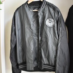 Cool "Hidden in Plain Sight" Windbreaker